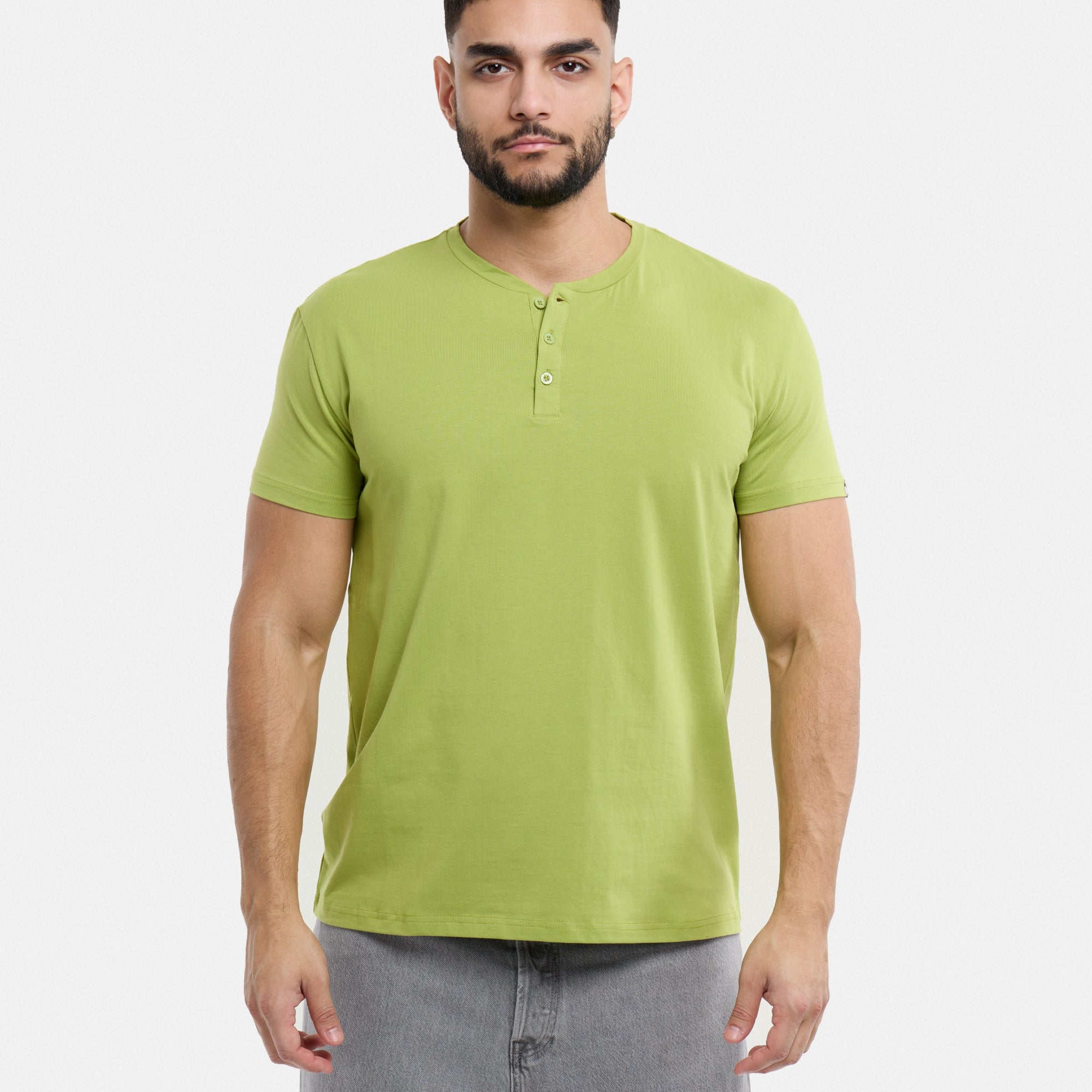 #XMTS-27014 The Classic Comfort Henley Tee
