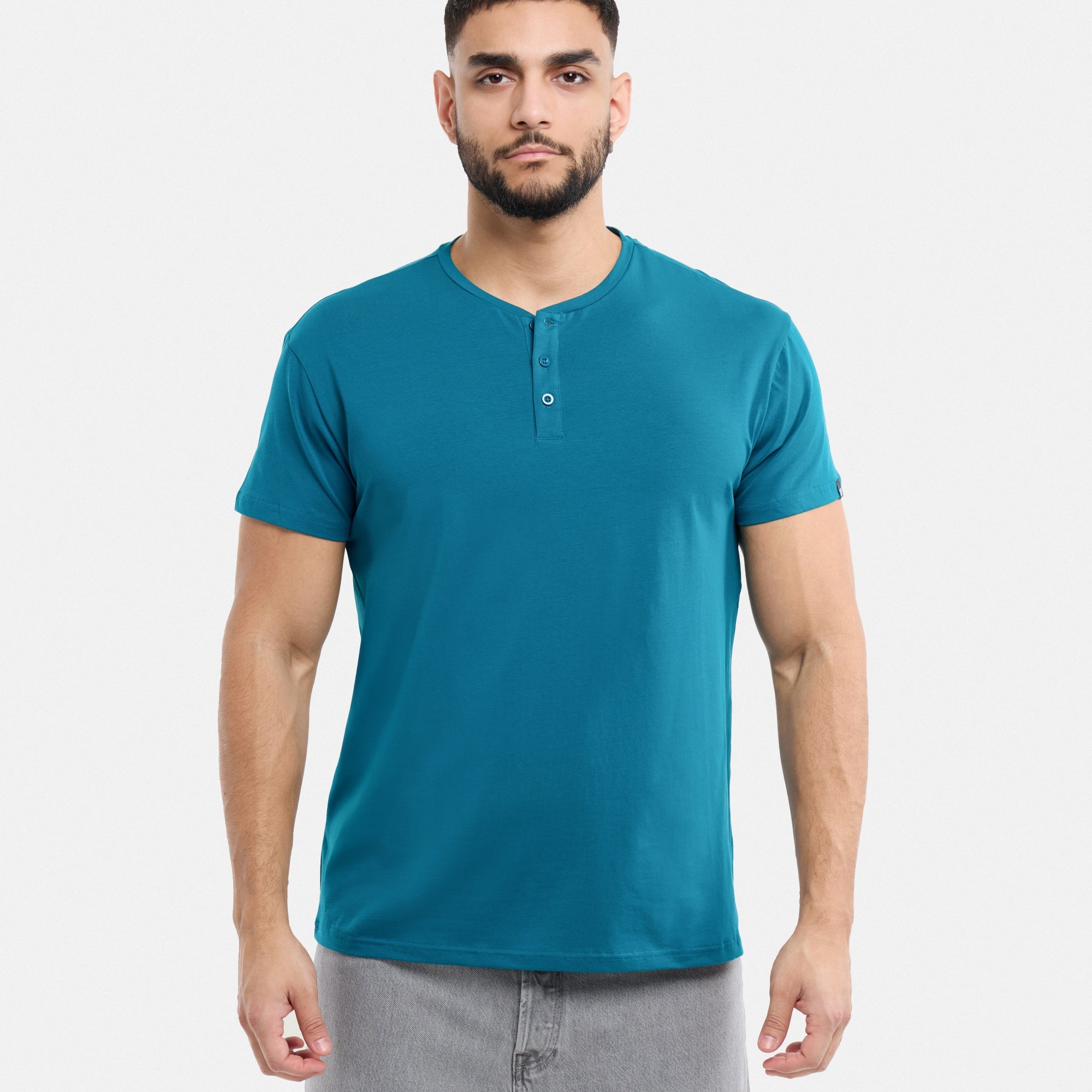 #XMTS-27014 The Classic Comfort Henley Tee