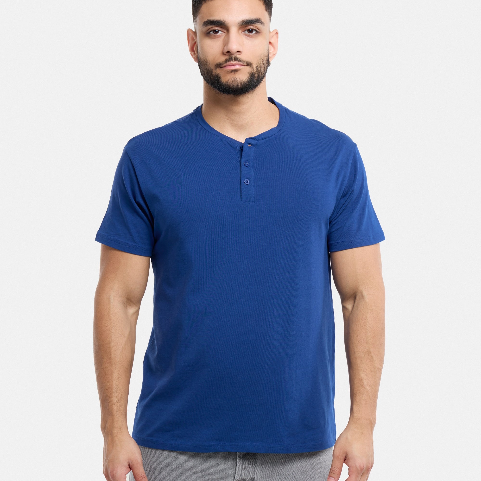 #XMTS-27014 The Classic Comfort Henley Tee