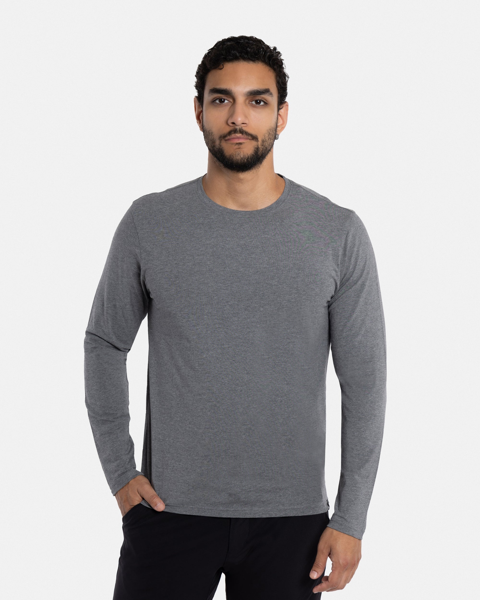 X RAY Men's Classic Long Sleeve Crewneck T-shirt