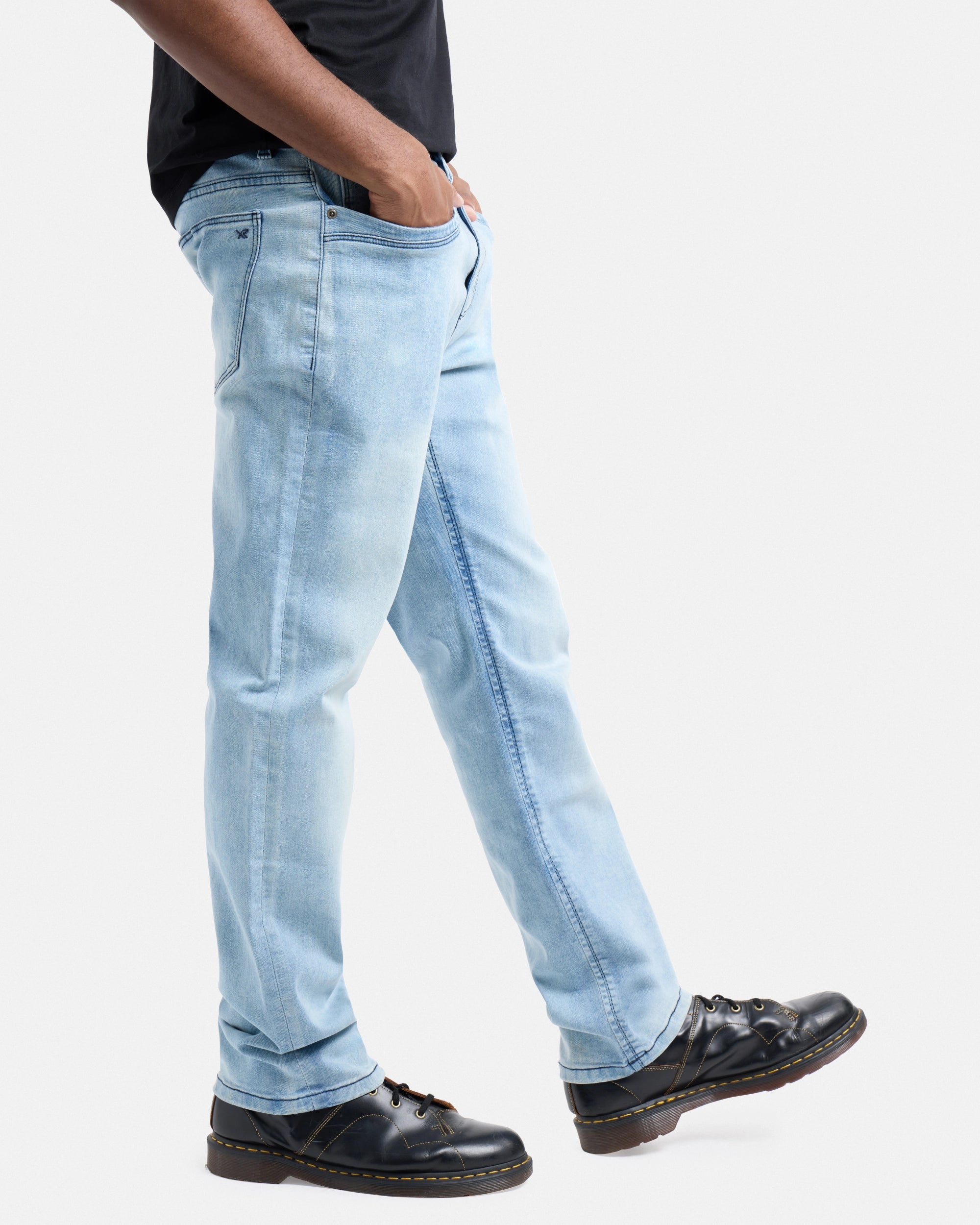 #XMP-94328 XRAY Signature Relaxed Slim Fit Jeans-thumbmail-11