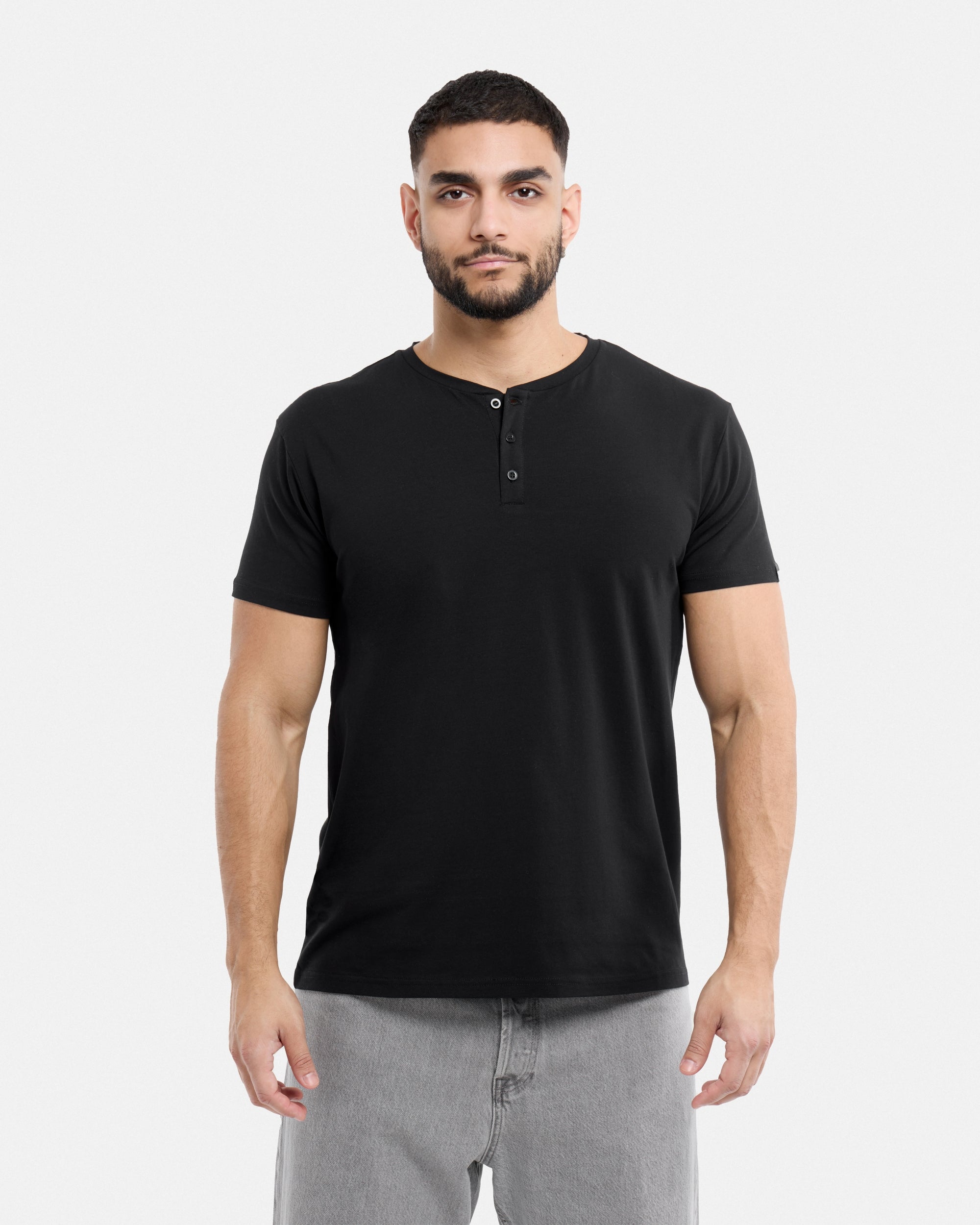 #XMTS-27014 The Classic Comfort Henley Tee
