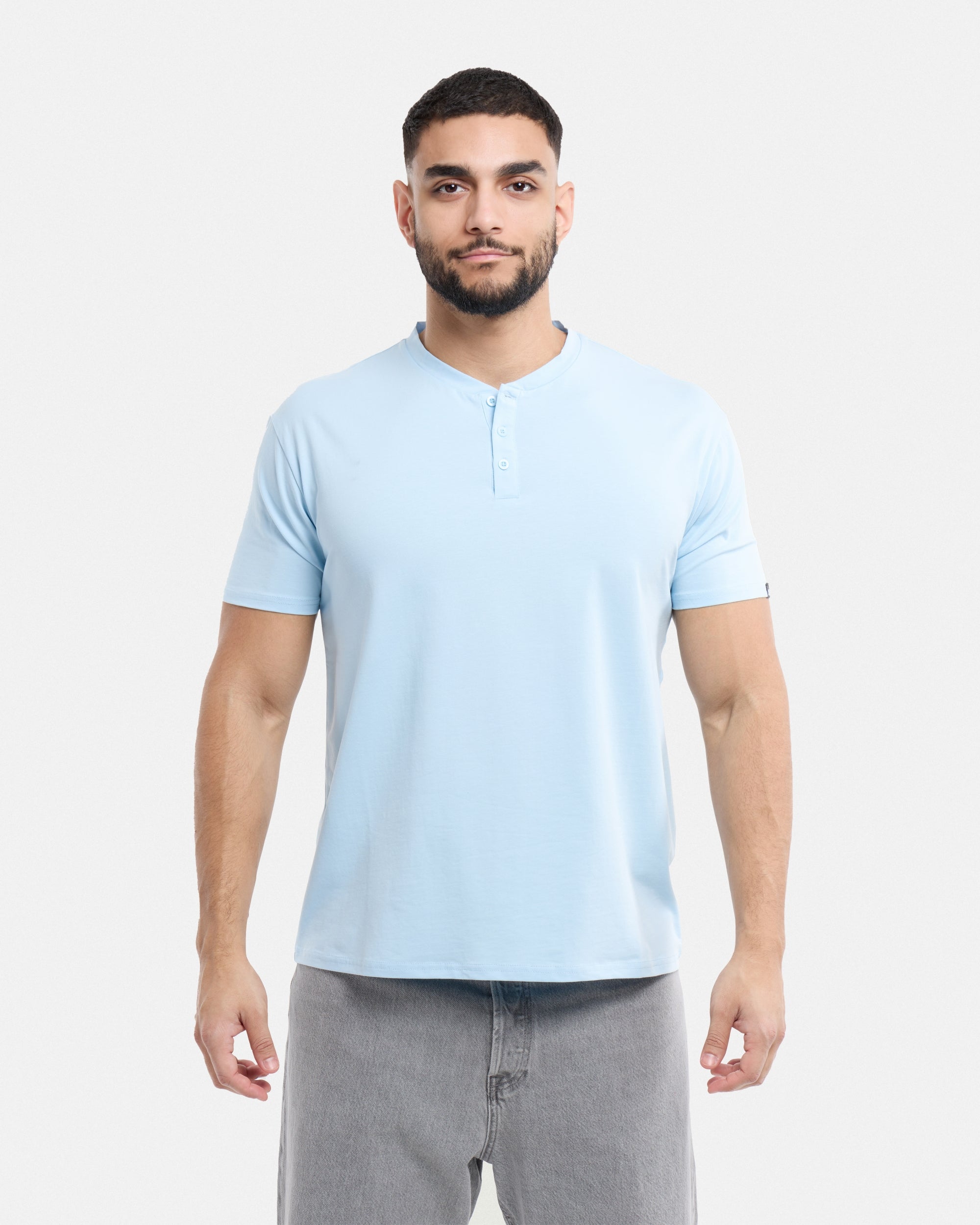 #XMTS-27014 The Classic Comfort Henley Tee
