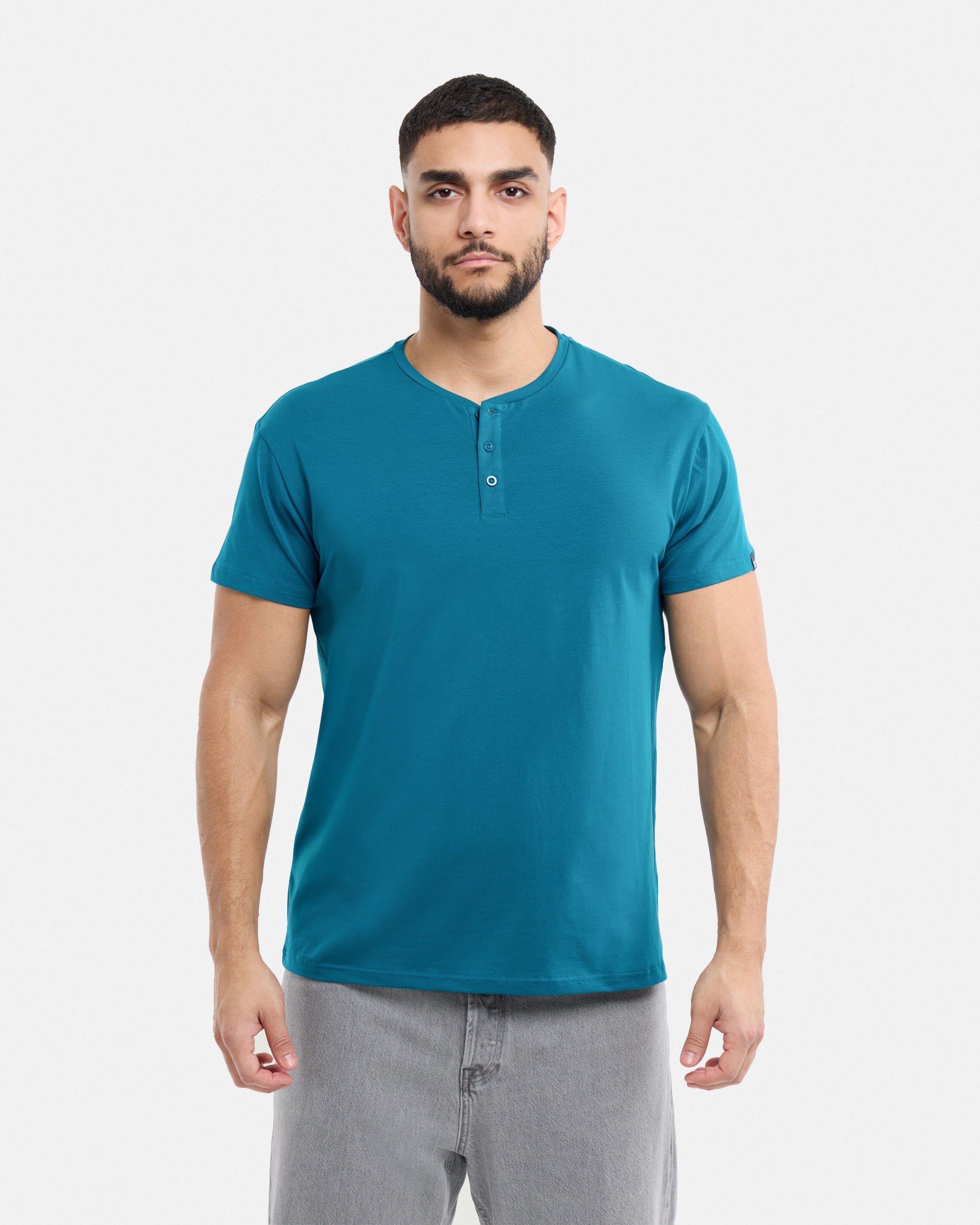 #XMTS-27014 The Classic Comfort Henley Tee