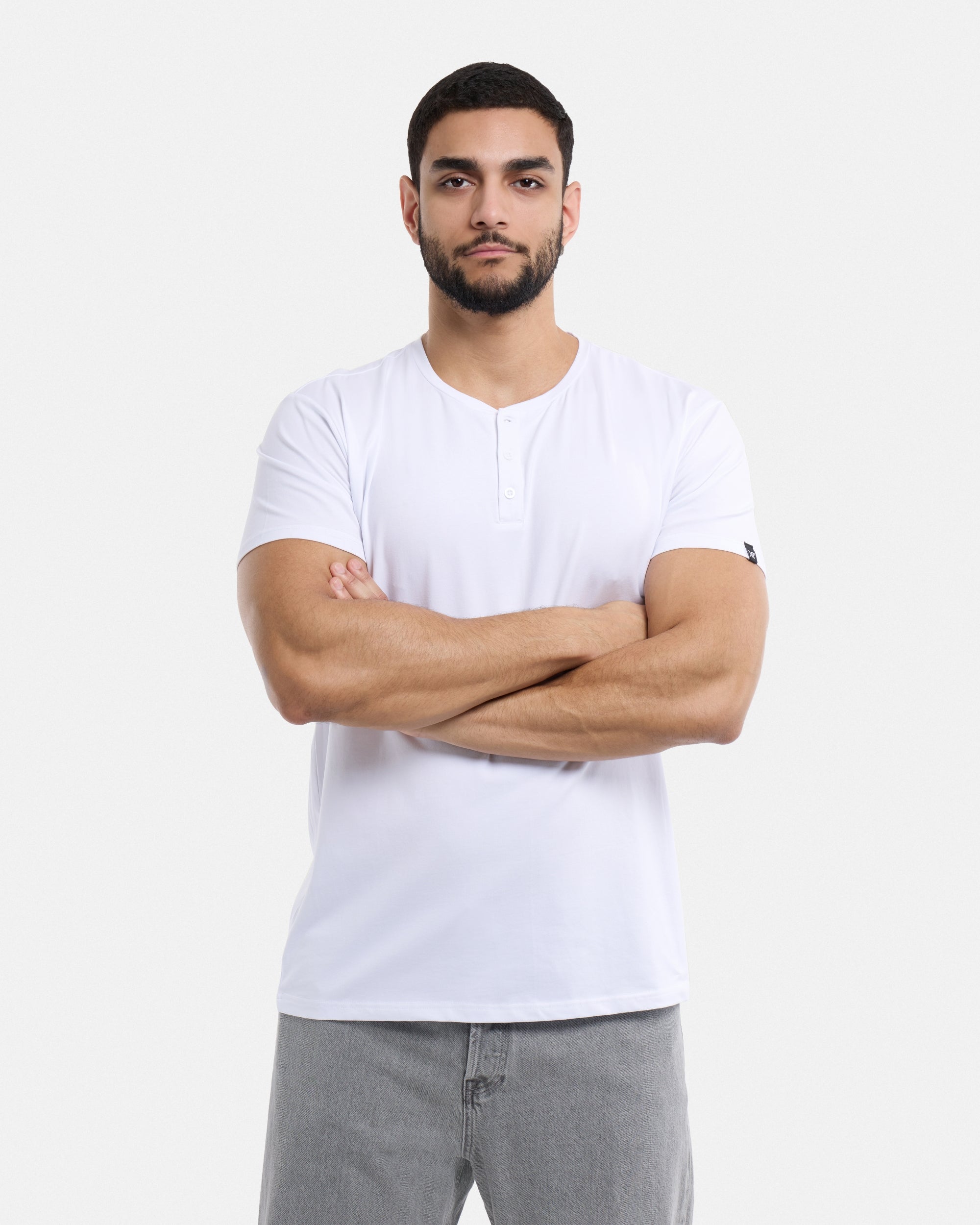 X RAY Men's Basic Henley Neck Short Sleeve T-Shirt – X-RAY JEANS