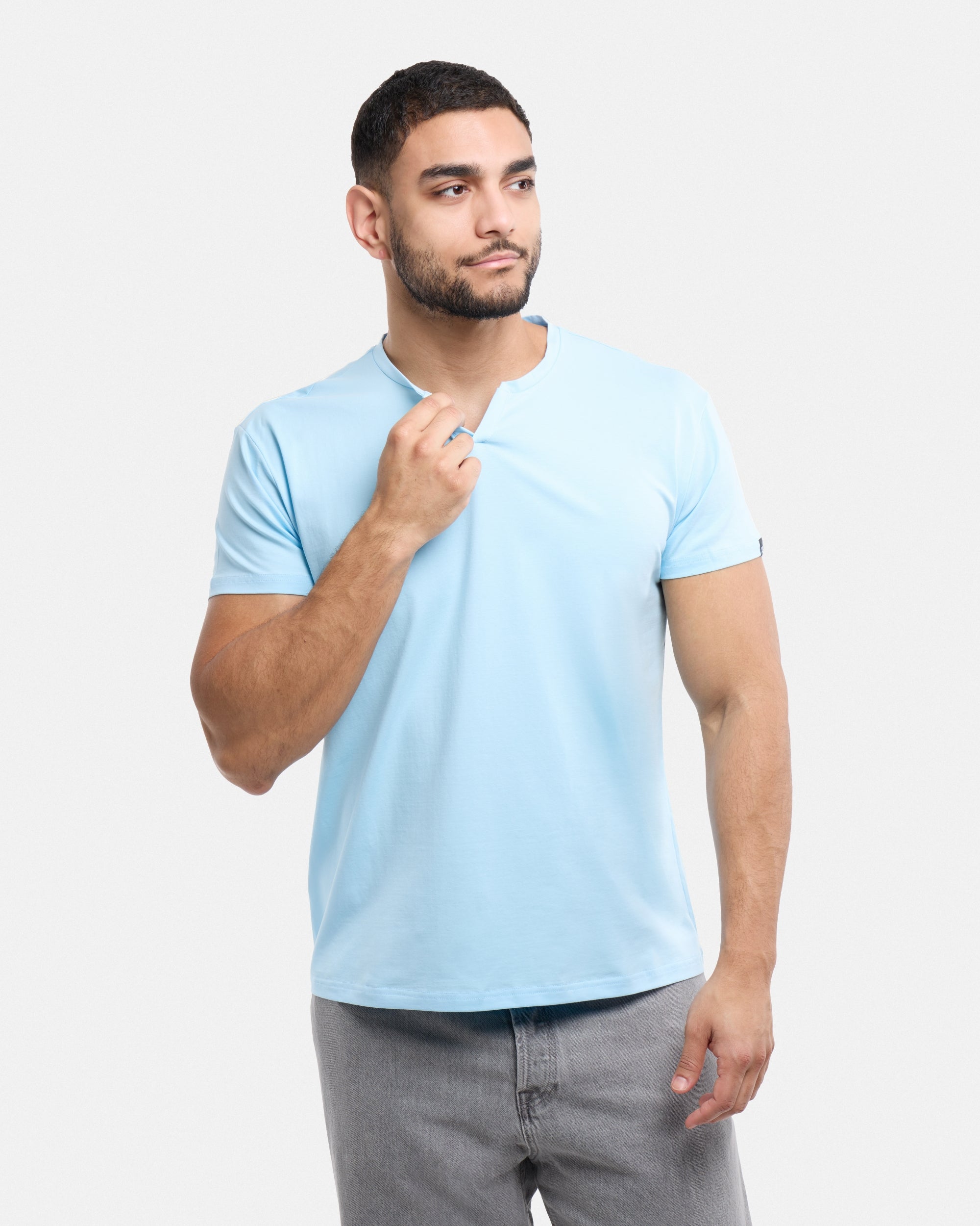 X RAY Men's Basic V-Notch Neck Short Sleeve Split Neck T-Shirtt