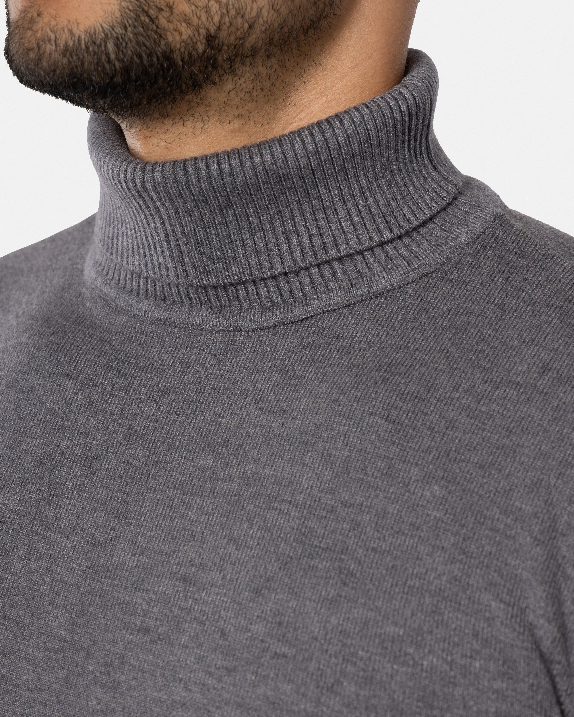 XMW-38087 The Classic Turtleneck Perfect Sweater – X-RAY JEANS