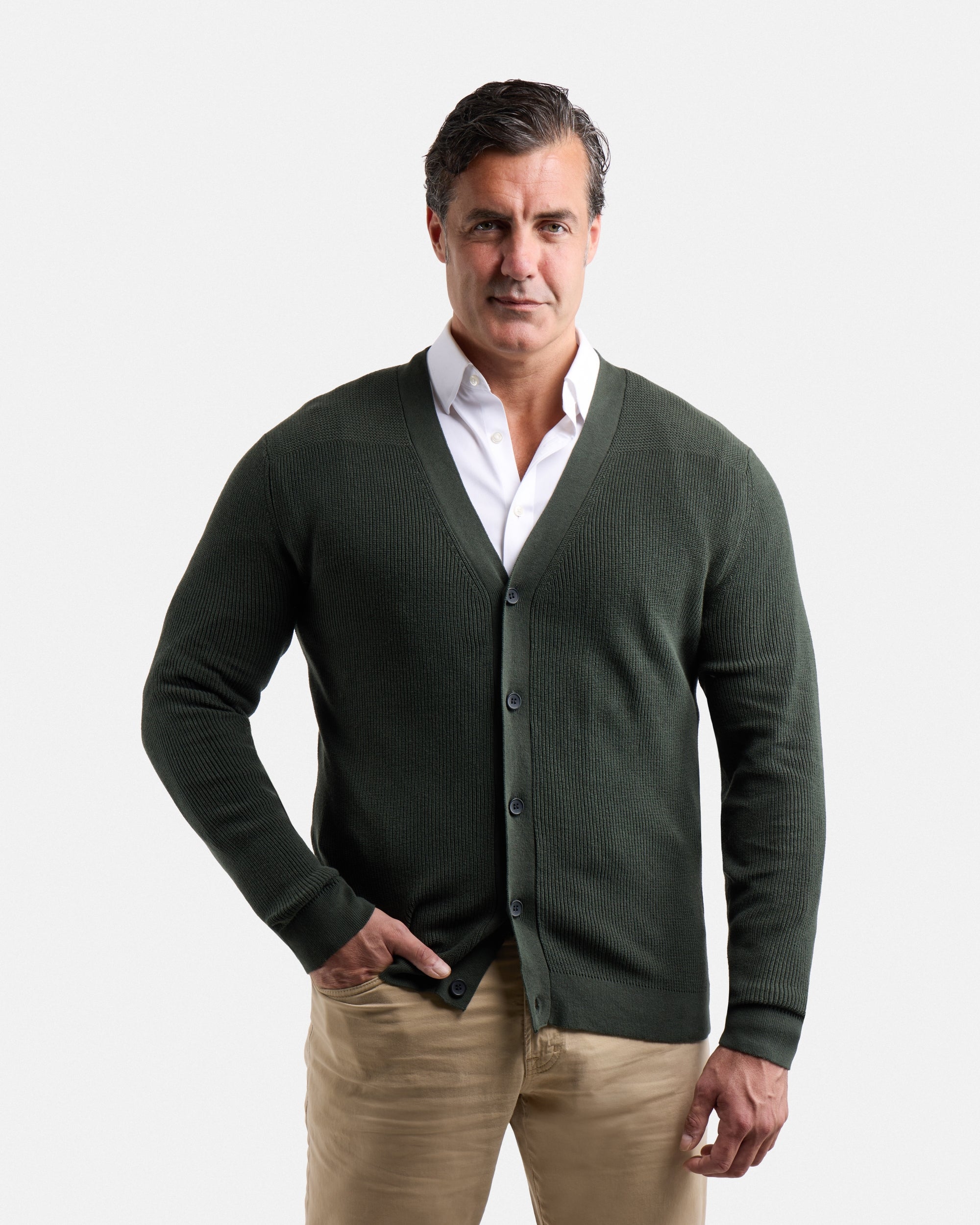 #XMW-39138 The Classic Cotton Cardigan