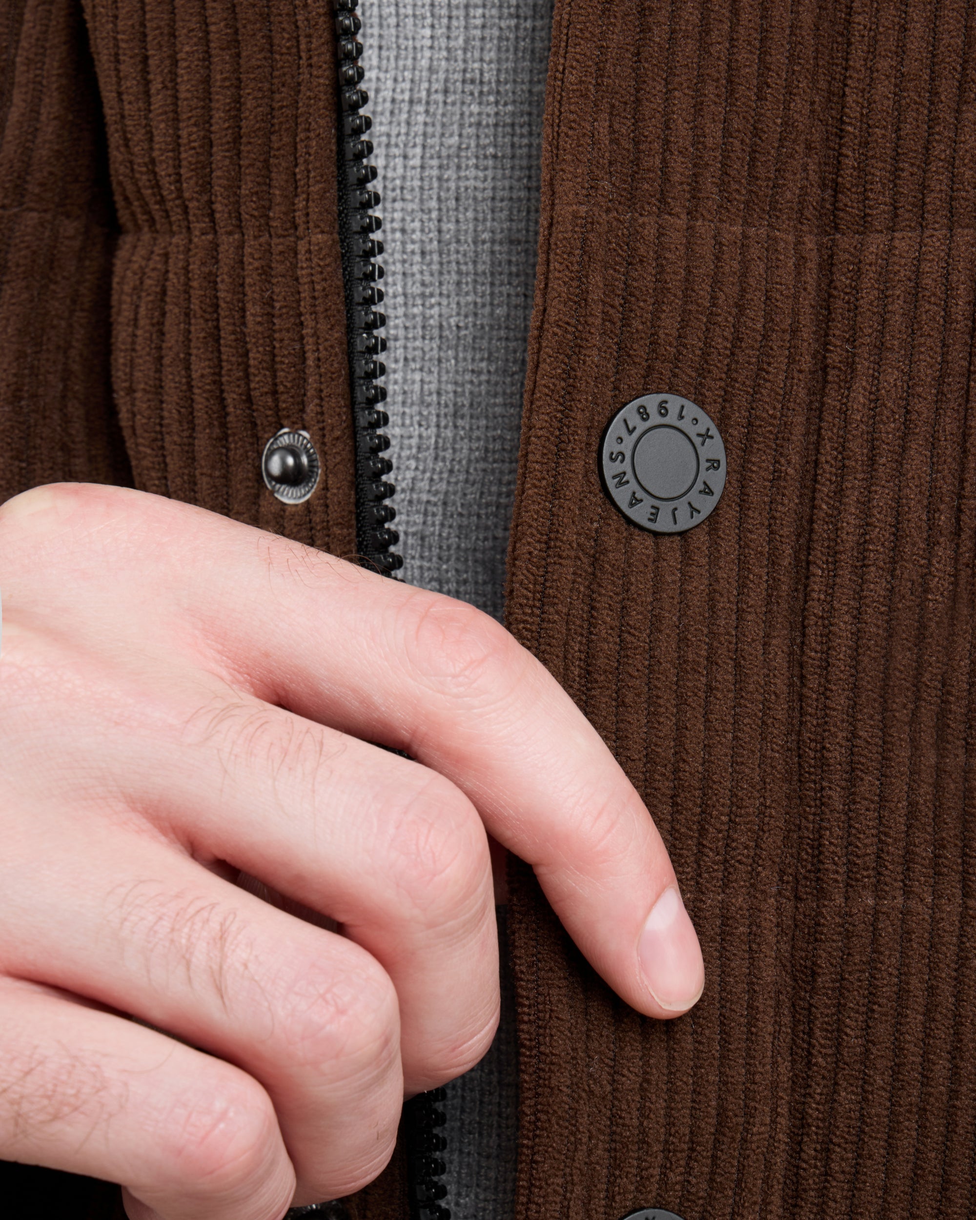 Men's Quilted Corduroy Shirt Jacket With Polyester Lining-thumbmail-16
